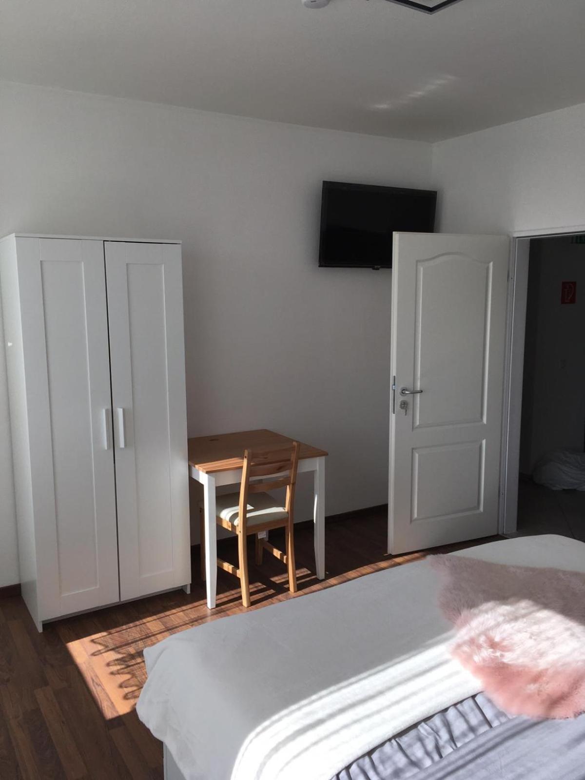 Hotel Kronenhof & Gaststaette Zum Fehling 줄리흐 외부 사진